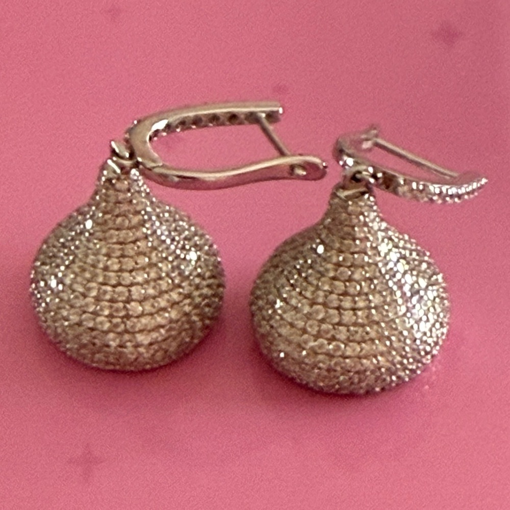 Kisses 🍫 silver earrings